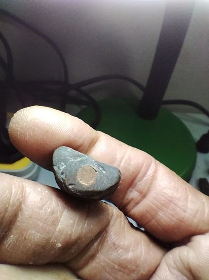 พระปิดตาเนื้อโลหะ รูปที่ 3