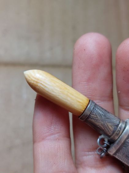 เครื่องรางมีดหมอหลวงพ่อเดิมด้ามปอกเงินใบ 1.5 ยาวรวม 3 นิ้ว รูปที่ 4