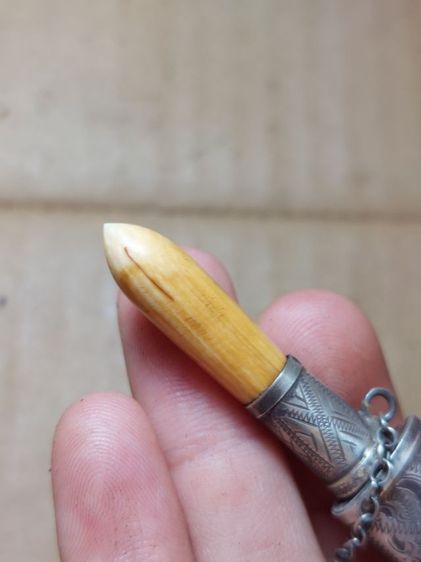 เครื่องรางมีดหมอหลวงพ่อเดิมด้ามปอกเงินใบ 1.5 ยาวรวม 3 นิ้ว รูปที่ 2