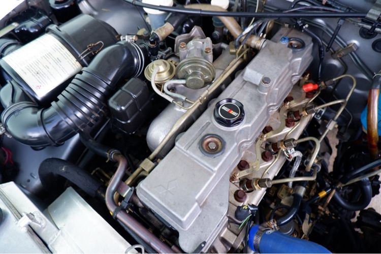 Mitsubishi Strada Grandis 2004 2.8 Grandis GLX Pickup ดีเซล ไม่ติดแก๊ส เกียร์ธรรมดา ขาว รูปที่ 3