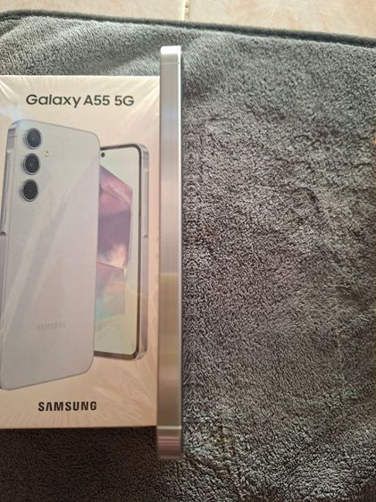 ss a55 5g แรม8 รอม 128 สภาพสวยมากเหมือนใหม่  ไม่ติดล้อคหรือผ่อน ใดๆ  อุปกรณ์ครบกล่อง มีเคสให้ สายชาร์จแท้มากับเครื่อง รูปที่ 3