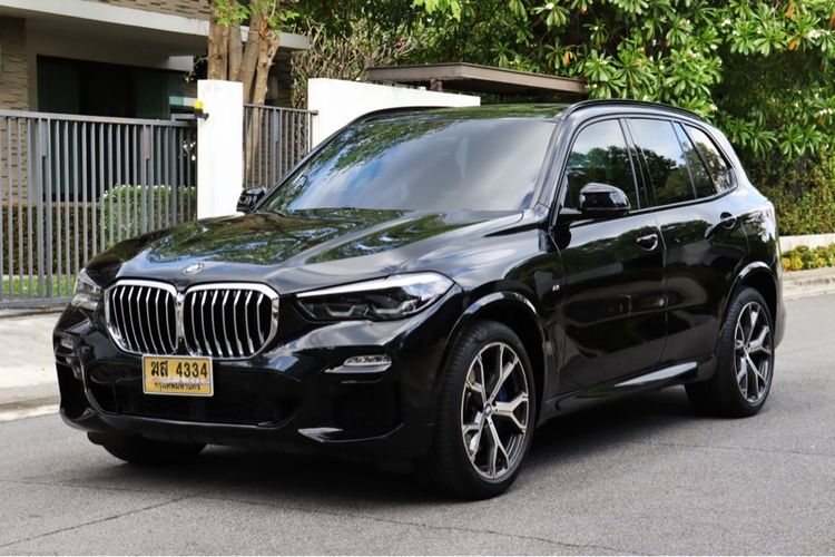 BMW X5 2021 3.0 xDrive45e M Sport 4WD Utility-car ปลั๊กอินไฮบริด (PHEV) เกียร์อัตโนมัติ ดำ รูปที่ 2