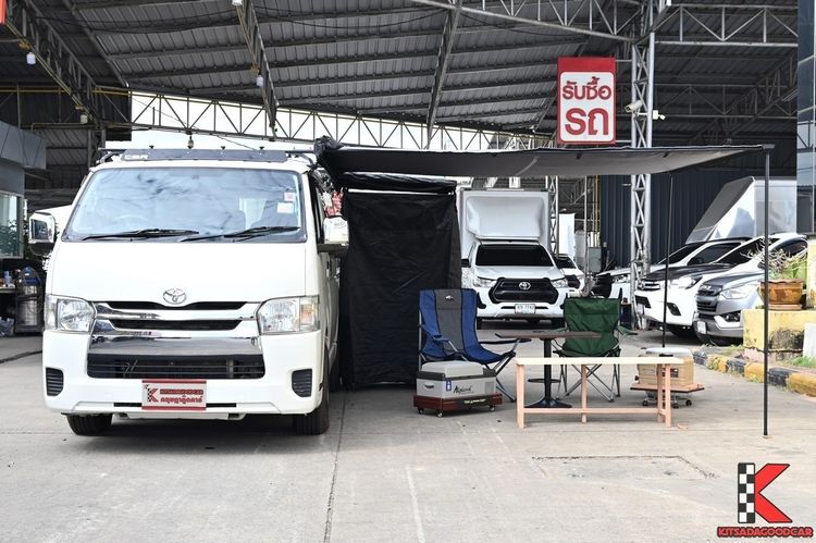 Toyota Hiace 2014 3.0 D4D Van ดีเซล ไม่ติดแก๊ส เกียร์ธรรมดา ขาว