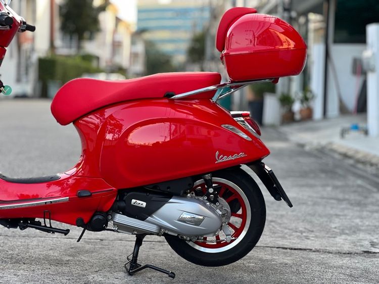 Vespa Primavera 150 red edition สวยกริป3000โล รูปที่ 10