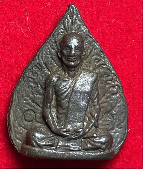 เหรียญใบโพธิ์ เจ้าคุณนรฯ วัดเทพศิรินทร์ครับ