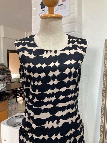 ไม่มีแขน อื่นๆ อื่นๆ เดรส size L