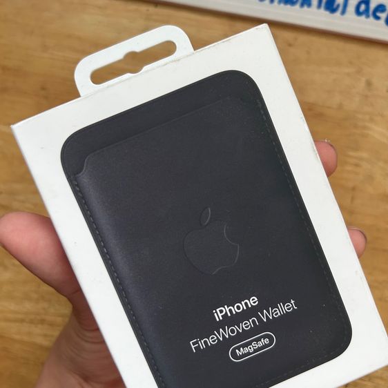 iPhone Magsafe Finewoven Wallet Deep Blue ของใหม่แกะซีล รูปที่ 3