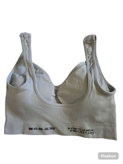 เสื้อชั้นในทรงสปอร์ต ไร้โครง เหมาเซ็ต 5ตัว แถม 1 จ่ายแค่ 600(มีตัวแถมมีตำหนิ 1 ตัว อ่านรายละเอียดก่อนจ้า) รูปที่ 2