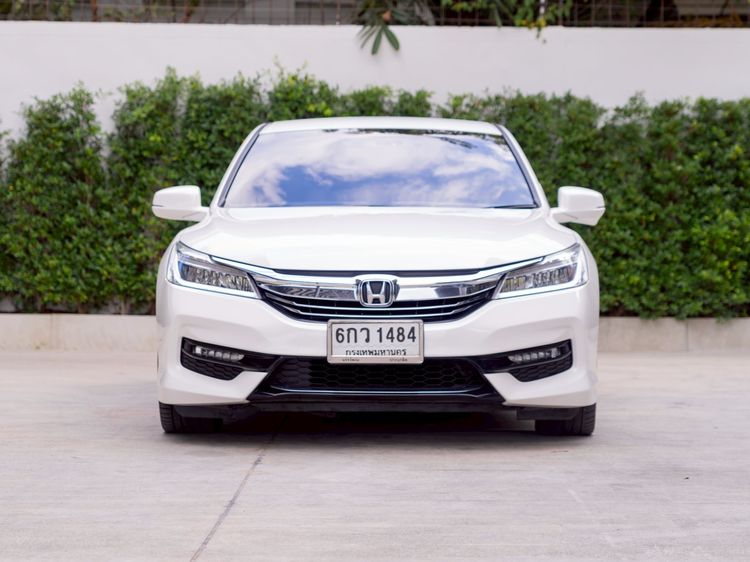 Honda Accord 2017 2.0 EL Sedan เบนซิน ไม่ติดแก๊ส เกียร์อัตโนมัติ ขาว รูปที่ 2