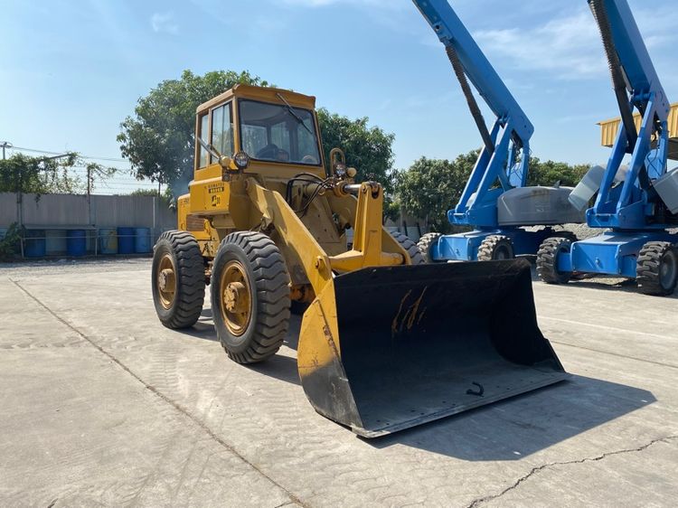 รถตักล้อยาง KOMATSU รุ่น JH30B บุ้งกี๋ 1คิว   รถเก่านอกนำเข้า รูปที่ 5