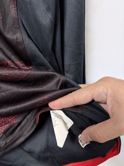 เสื้อออกกำลังกาย under armour รูปที่ 3