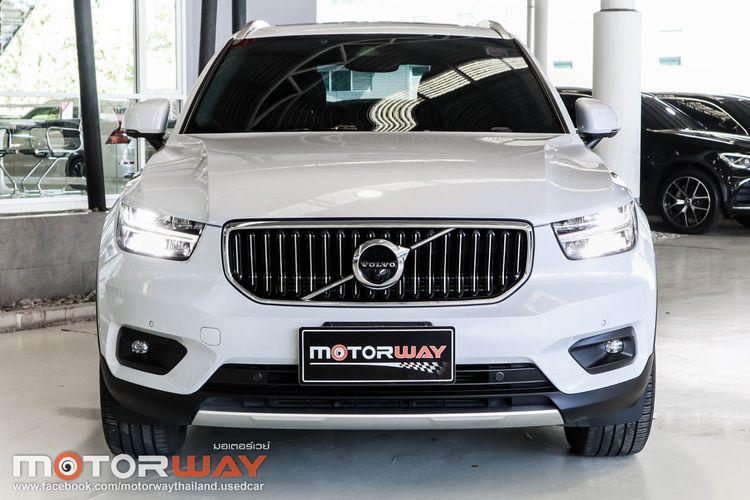 Volvo XC40 2024 Recharge 1.5 T5 Inscription Utility-car ปลั๊กอินไฮบริด (PHEV) เกียร์อัตโนมัติ ขาว รูปที่ 3