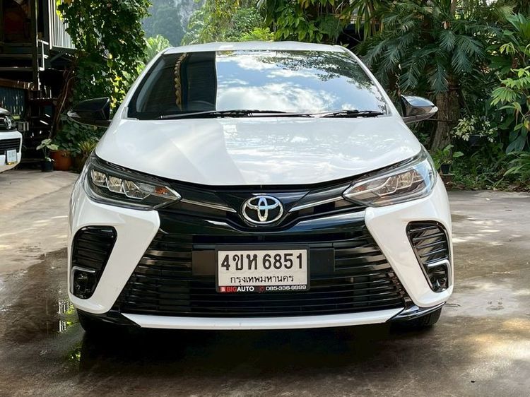 Toyota Yaris ATIV 2022 1.2 Sport Sedan เบนซิน ไม่ติดแก๊ส เกียร์อัตโนมัติ ขาว รูปที่ 2