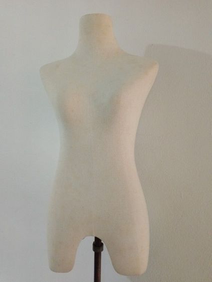 หุ่นโชว์เสื้อผ้า

