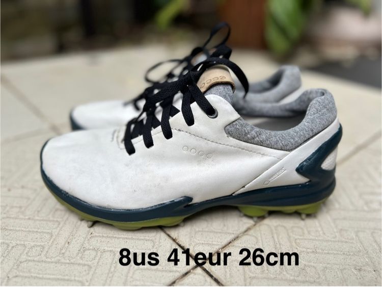 รองเท้ากอล์ฟ