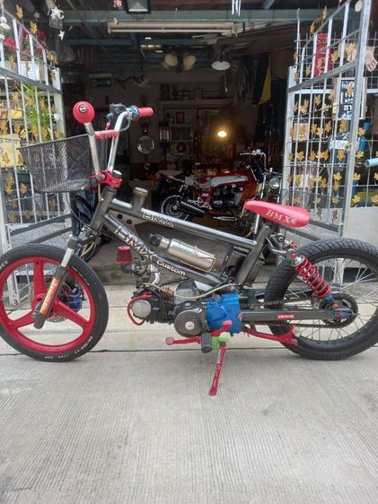 ขายงานสร้าง BMX ลงเครื่องเวฟ 100 ล้อแม็ก