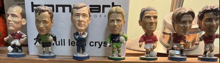 ➗➰ คิดราคาคนละครึ่ง  🏆⚽⛹️‍♂️ ของสะสม Figure อาร์ม และ ธงทีมฟุตบอลแมนยู งานแท้ รูปที่ 4