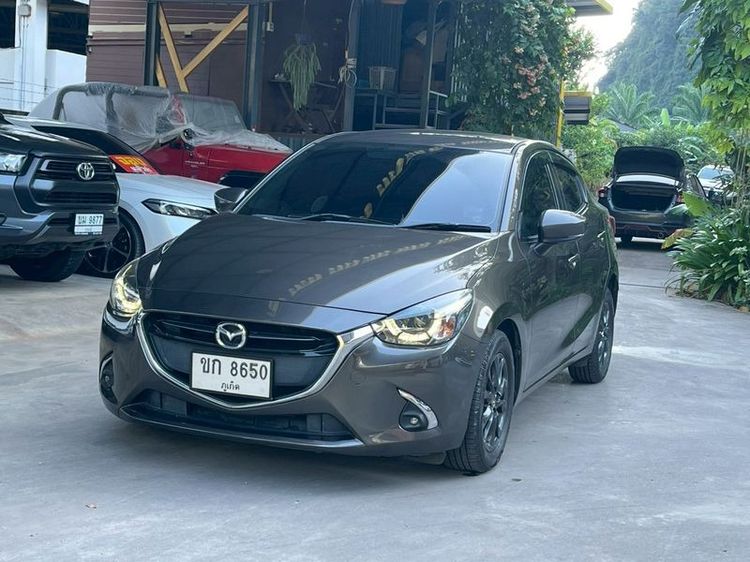 Mazda Mazda 2 2018 1.3 High Connect Sedan เบนซิน ไม่ติดแก๊ส เกียร์อัตโนมัติ เทา รูปที่ 2