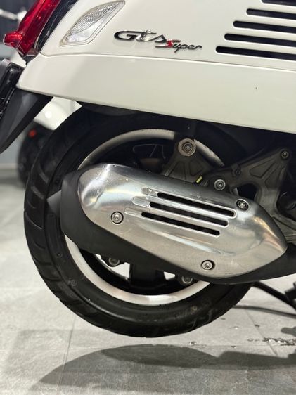 Vespa Gts 150 led รูปที่ 13