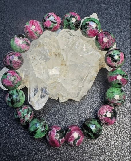 เขียว ข้อมือหินทับทิมอินเดีย(รูบี้ซอยไซต์)