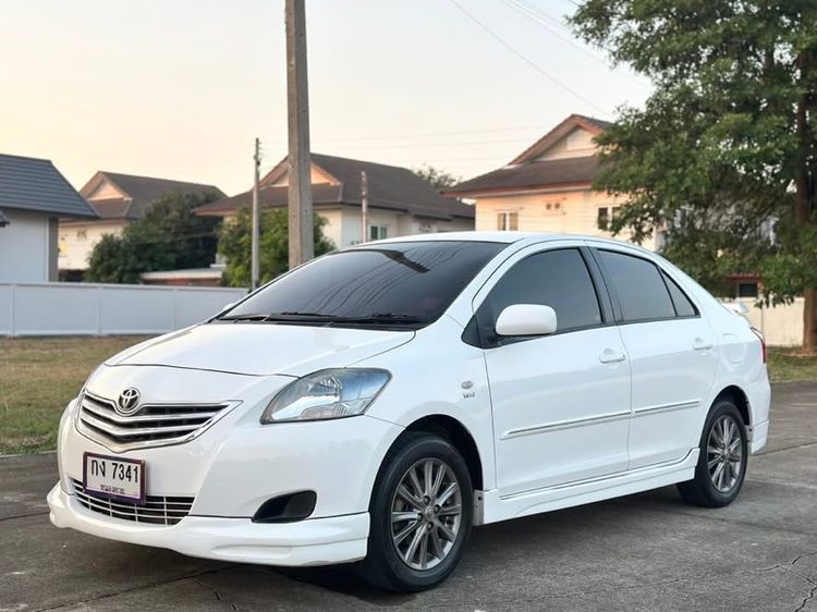 Toyota Vios 2013 1.5 E Sedan เบนซิน ไม่ติดแก๊ส เกียร์อัตโนมัติ ขาว รูปที่ 2