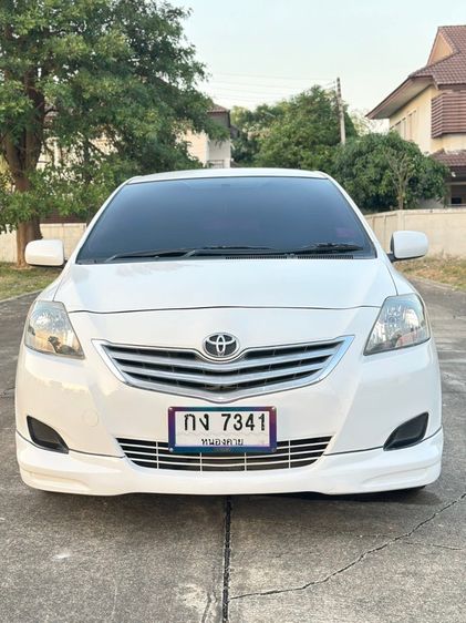 Toyota Vios 2013 1.5 E Sedan เบนซิน ไม่ติดแก๊ส เกียร์อัตโนมัติ ขาว รูปที่ 3
