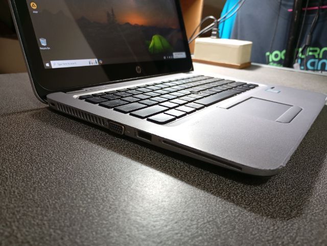 HP EliteBook 820 G3 Core i5 gen6 จอทัชสกรีน Ram 4 GB, HDD 1,000 GB
เครื่องสวย ลื่นไหล แบตเตอรี่เก็บไฟปกติ รูปที่ 5