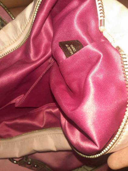 ขาย Coach Poppy Pink Ombre Storypatch Spotlight Rhinestone XL Shoulder Bag Tote

ใบนี้เป็นตัวลิมิเต็ด รูปที่ 8