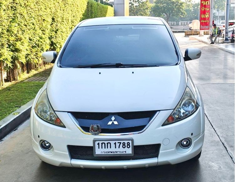 Mitsubishi Space Wagon 2010 2.4 GT Utility-car เบนซิน เกียร์อัตโนมัติ ขาว รูปที่ 2