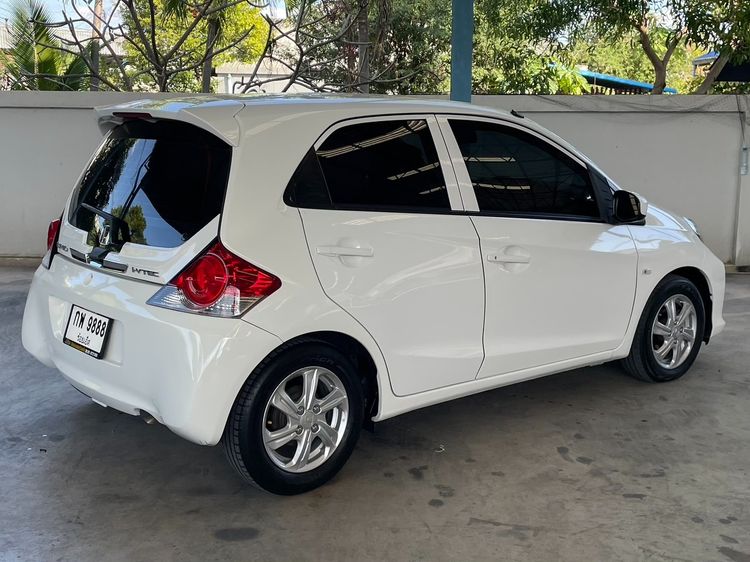 Honda Brio 2018 1.2 V Sedan เบนซิน ไม่ติดแก๊ส เกียร์อัตโนมัติ ขาว รูปที่ 3