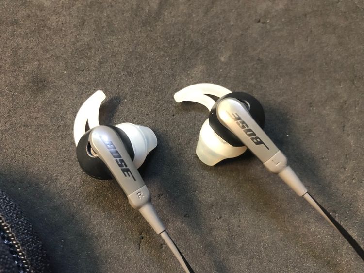 หูฟัง BOSE Soundsport สภาพใหม่เอี่ยม รูปที่ 2