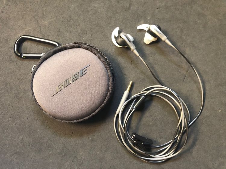 หูฟัง BOSE Soundsport สภาพใหม่เอี่ยม