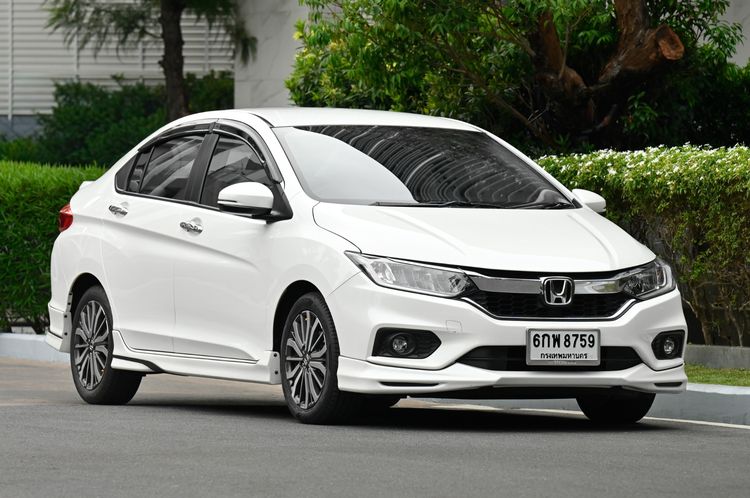 Honda City 2017 1.5 Sv i-VTEC Sedan เบนซิน ไม่ติดแก๊ส เกียร์อัตโนมัติ ขาว รูปที่ 2