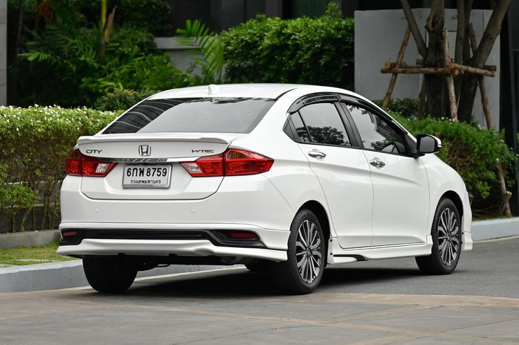 Honda City 2017 1.5 Sv i-VTEC Sedan เบนซิน ไม่ติดแก๊ส เกียร์อัตโนมัติ ขาว รูปที่ 4