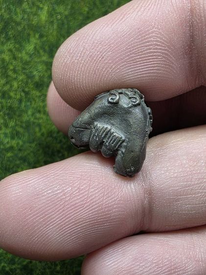 พระปิดตาเก่าไม่ทราบที่ รูปที่ 3