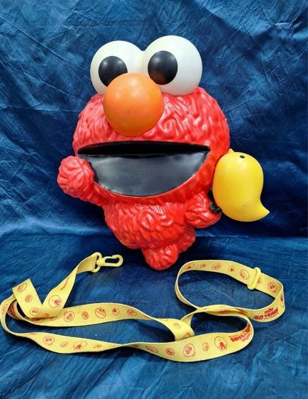 ตุ๊กตาและบ้านตุ๊กตา SESAME STREET
ELMO Toys Collections