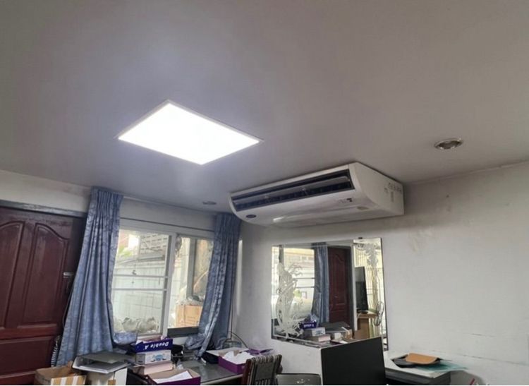 ขายบ้านทาวน์เฮ้าส์ ใกล้mrtลาดพร้าว รูปที่ 3