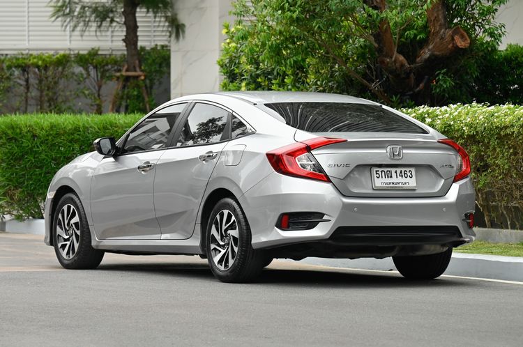 Honda Civic 2016 1.8 EL i-VTEC Sedan เบนซิน ไม่ติดแก๊ส เกียร์อัตโนมัติ เทา รูปที่ 3