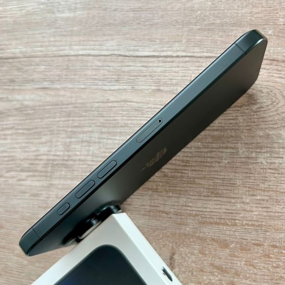 ขายเทิร์น iPhone 16 Pro Max 256 สีดำ แบต 88 สภาพดีเดิมๆ เคสกัดนิดๆ ครบกล่อง รูปที่ 10