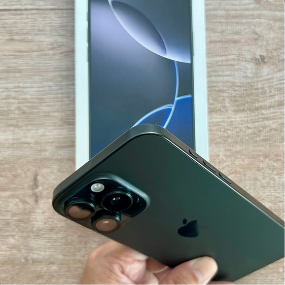 ขายเทิร์น iPhone 16 Pro Max 256 สีดำ แบต 88 สภาพดีเดิมๆ เคสกัดนิดๆ ครบกล่อง รูปที่ 12