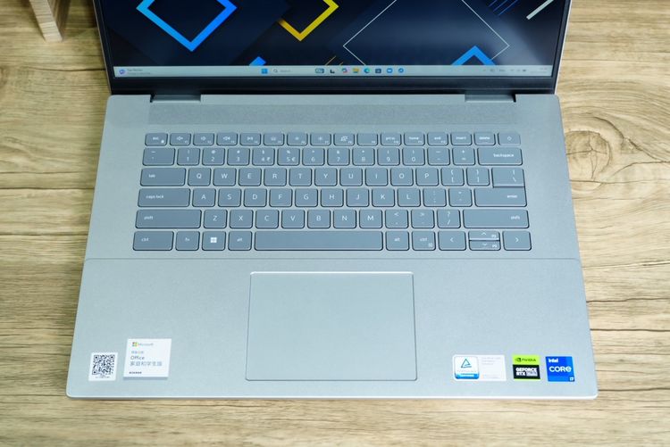 DELL Inspiron 16 plus 7630 i7-13700h RTX4060(8GB) RAM16 SSD512 จอ16 FHD 120Hz สเปคสูง มีการ์ดจอแยก ดีไซน์บางเบา เครื่องพร้อมใช้งาน ราคา 27,9 รูปที่ 5