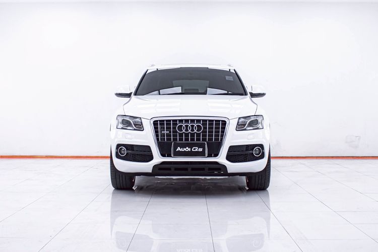 Audi Audi Q5  2011 2.0 TFSI Quattro 4WD Utility-car เบนซิน ไม่ติดแก๊ส เกียร์อัตโนมัติ ขาว รูปที่ 4