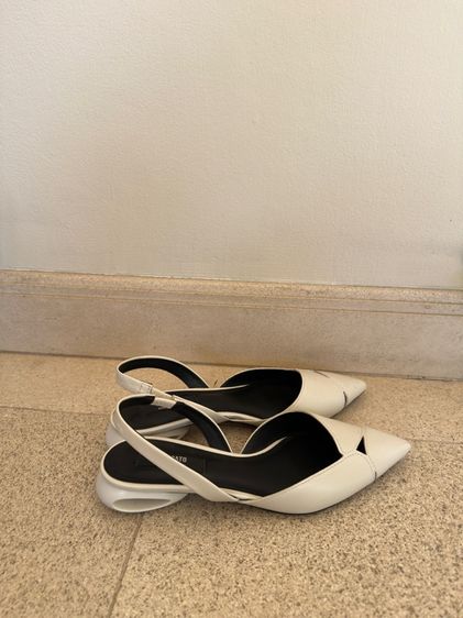 STACCATOxROBERTWUN Women's Shaped Heels Sandals Shoes รูปที่ 3