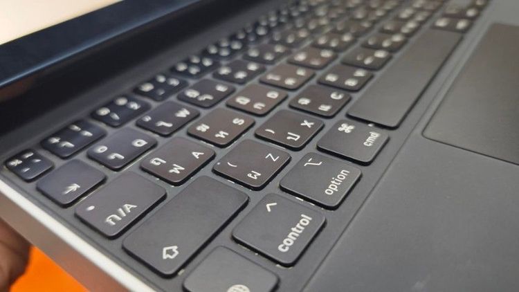 ขาย Apple Magic Keyboard for iPad Pro 11-inch (4th) and iPad Air (4-7th) Thai ENG สีดำ รูปที่ 3