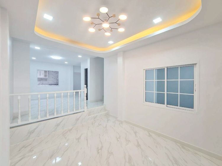 อื่นๆ มีบางส่วน 2024 ทาวน์เฮ้าส์ 30 ตร.ว. รีโนเวทใหม่ หมู่บ้านแพรมาพร คลอง4 ติดถนน รังสิต-นครนายก รูปที่ 4