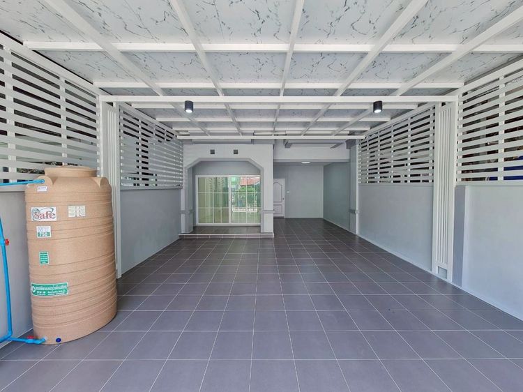 อื่นๆ มีบางส่วน 2024 ทาวน์เฮ้าส์ 30 ตร.ว. รีโนเวทใหม่ หมู่บ้านแพรมาพร คลอง4 ติดถนน รังสิต-นครนายก รูปที่ 2