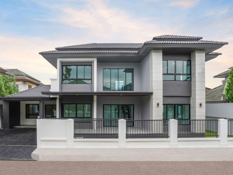 คุ้มที่สุด บ้านเดี่ยวหลังใหญ่ 61 ตร.ว. ตกแต่งใหม่ทั้งหลัง โครงการยิ่งรวยนิเวศน์ ประชาชื่น ฟังก์ชัน 4 นอน 