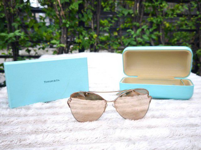 แว่นกันแดด Tiffany and Co. TF3063 ของแท้ 