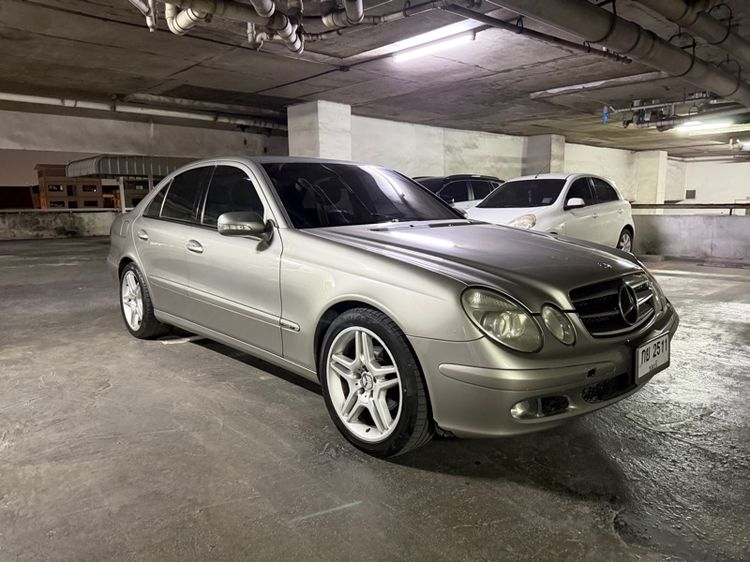 Mercedes-Benz E-Class 2005 E220 CDI Sedan ดีเซล ไม่ติดแก๊ส เกียร์อัตโนมัติ บรอนซ์เงิน รูปที่ 2