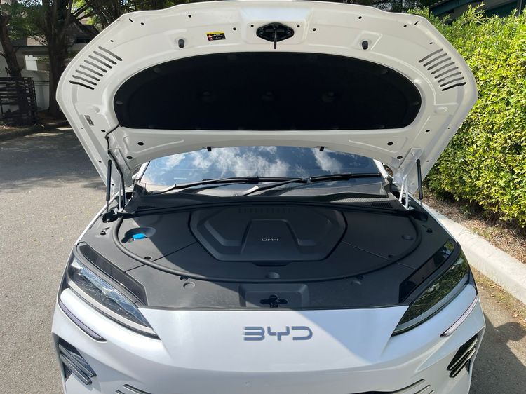 BYD Sealion 7 2025 Premium Sedan ไฟฟ้า ไม่ติดแก๊ส เกียร์อัตโนมัติ ขาว รูปที่ 4